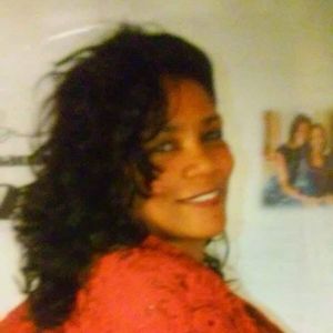 Meet your Posher, Desiree